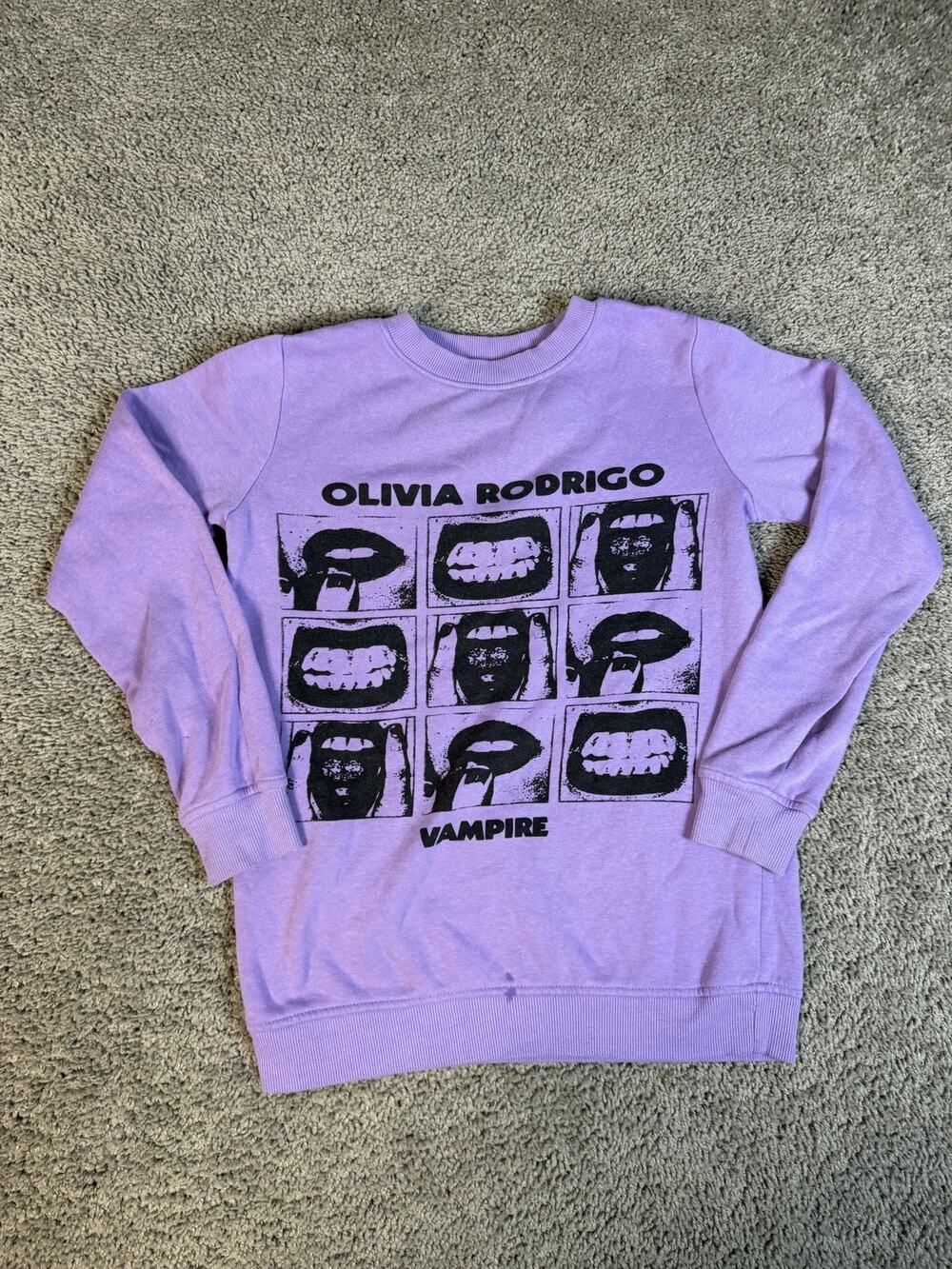 Olivia Rodrigo Sweatshirt Womens XXS Purple Pullover Graphic Fleece Tagless